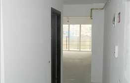 De vanzare apartament cu 1 camera 41 mp + balcon 5 mp, semifinisat