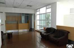 Spatiu pentru birouri cladire clasa A, 315 mp, cu terasa 78 mp, 10 parcari!