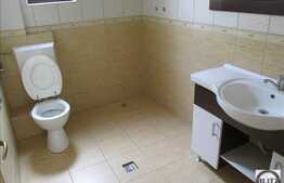 Imobil tip casa 375 mp, D+P+E, cu infrastructura pentru firme IT! Zona linistita