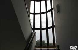 Imobil tip casa 375 mp, D+P+E, cu infrastructura pentru firme IT! Zona linistita