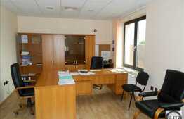 Spatiu de birouri 6 incaperi cu 2 terase, finisaje noi