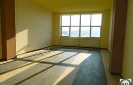 416 mp pentru birouri in zona Piata 1 mai