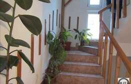 Casa pentru birouri, 300 mp,  in zona cu acces facil