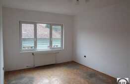 Casa pentru birouri, 300 mp,  in zona cu acces facil