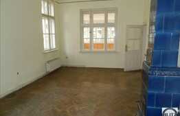 Inchiriere spatiu birouri, 140 mp utili, curte de 200 mp, imobil tip casa