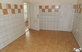 Inchiriere spatiu birouri, 140 mp utili, curte de 200 mp, imobil tip casa