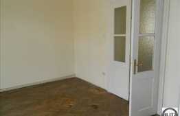 Inchiriere spatiu birouri, 140 mp utili, curte de 200 mp, imobil tip casa