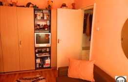 4 camere de vanzare, 80 mp cu loc parcare si boxa depozitare, zona linistita