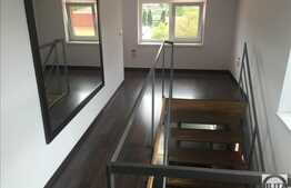 Spatiu format din incaperi plus open space