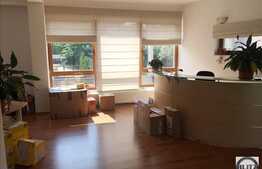 Imobil birouri elegant, superfinisat in zona cu acces facil!