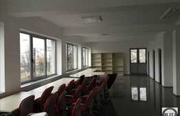Spatiu de inchiriat, 220 mp, situat in cladire de birouri, zona Traian Vuia!