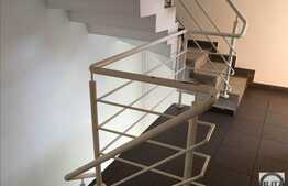 Imobil intr-o zona cu vizibilitate maxima si acces facil spre centrul orasului!