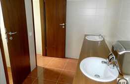 Cladire de birouri 350 mp, imobil 2014, terasa, 15 parcari. Prima Inchiriere!