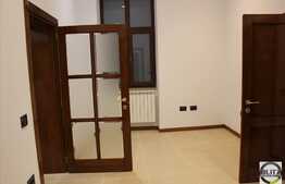 Spatiu de inchiriat, 100 mp, in zona centrala!