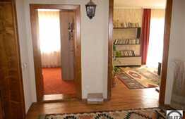 Vanzare 2 camere decomandat 60 mp, complet mobilat si utilat, imobil tip vila