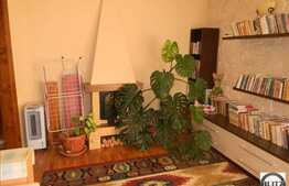 Vanzare 2 camere decomandat 60 mp, complet mobilat si utilat, imobil tip vila