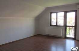 Casa pentru birouri, 240 mp, 10 parcari, la 2 minute de statia de autobuz