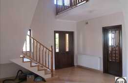 Casa pentru birouri, 240 mp, 10 parcari, la 2 minute de statia de autobuz