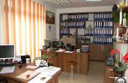 Cladire cu destinatie mixta in Zorilor ideala sediu de firma, centru medical!