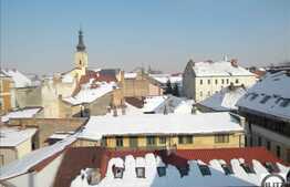 95 mp spatiu superfinisat, zona Piata Matei Corvin!