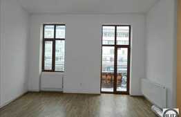 Spatiu ultracentral, 58,5 mp, 3 incaperi, vad pietonal, Piata Mihai Viteazu