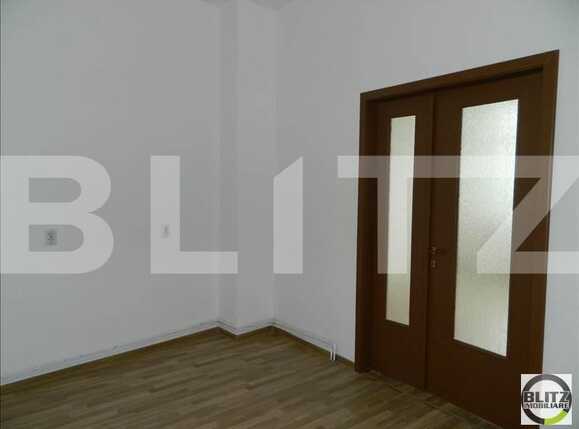 Spațiu birouri de închiriat Andrei Mureşanu - 21231SIB | BLITZ Cluj-Napoca | Poza4