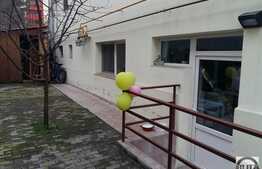 Spatiu pentru birou, 90 mp utili, imobil de tip casa, zona Piata Engels