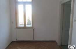 Spatiu birouri, central, suprafata generoasa, la 2 minute de Casa de Cultura