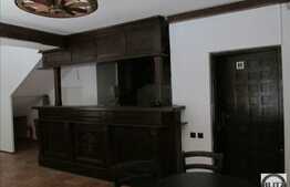 In zona centrala spatiu de inchiriat cu acces din strada, 48 mp!