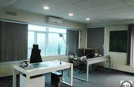 Spatiu open space, ultrafinisat, 83 mp, in cladire de birouri