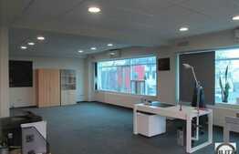 Spatiu open space, ultrafinisat, 83 mp, in cladire de birouri