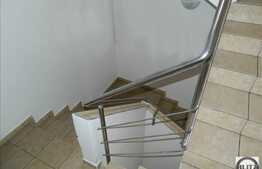 Cladire de birouri 650 mp, D+P+3E, acces din strada, parter pretabil comercial