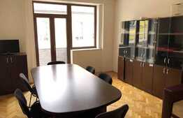 Spatiu ultracentral, 82 mp, finisaje de exceptie