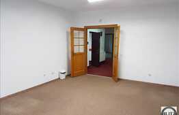 Casa ideala pentru firme de IT, 360 mp,  parcari, curte