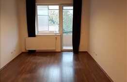 Casa ideala pentru firme de IT, 360 mp,  parcari, curte