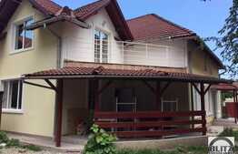 Casa individuala, 350 mp, 10 parcari, pretabil firma IT!