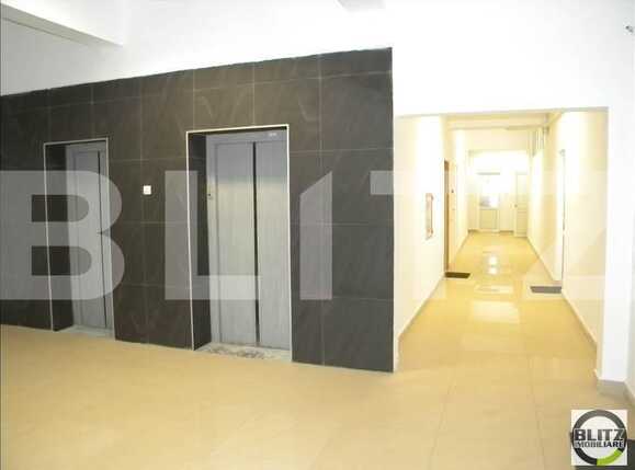 Spațiu birouri de închiriat Semicentral - 21342SIB | BLITZ Cluj-Napoca | Poza8