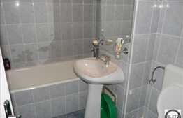 De vanzare apartament cu 4 camere, 80.45 mp utili, zona Policlinicii Grigorescu