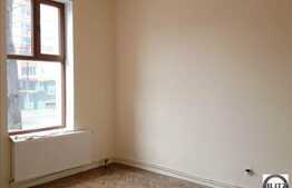 60 mp in zona Piata Mihai Viteazul la parter, acces din strada