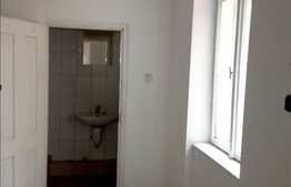 80 mp utili, acces din strada, zona Primariei!