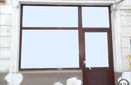 Spatiu comercial in zona centrala a orasului, vad auto si pietonal, 55 mp