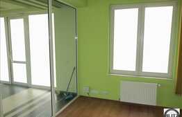 Spatiu comercial 100 mp, zona Grand Hotel Italia. Acces direct din strada!