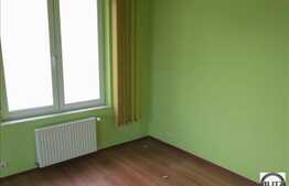 De vanzare 100 mp spatiu comercial, zona Grand Hotel Italia