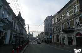 Spatiu comercial ultracentral, pe 3 nivele, 500 mp