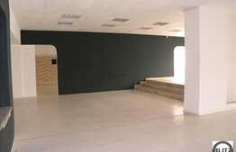 Spatiu comercial, in zona centrala, superfinisat cu vitrina de 25 m!!!