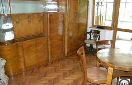 Apartament cu 3 camere, decomandat, zona piata Cipariu