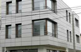 Imobil cu destinatie polivalenta cu 340 mp utili