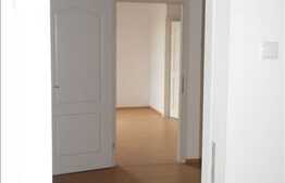 Spatiu Comercial Potrivit Pentru Salon, Magazin, Cabinet !