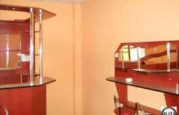 Cafenea La Cheie !!! Terasa 50 mp !