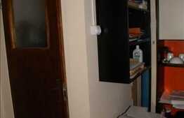 Spatiu comercial cu vad , potrivit pentru cofetarie, salon, magazin !!